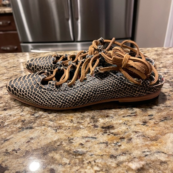 Freebird Enya size 7 new - Picture 2 of 6